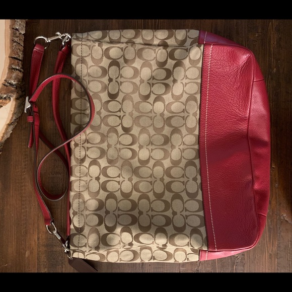 HOST PICK ๐คฉ COACH Duffle Park Signature Hobo - Picture 2 of 5
